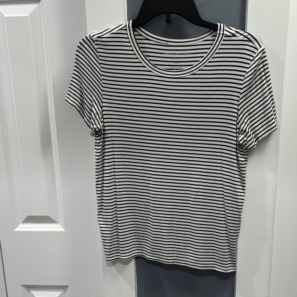 American Eagle Outfitters Black and White Striped Tee
